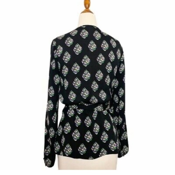 Diane Von Furstenburg Blouse Black Nova Long Sleeve Silk Wrap size 0 career - Picture 3 of 12